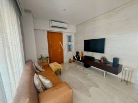 Apartamento com 3 Quartos à Venda, 156 m² em Embaré - Santos