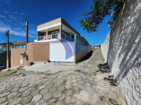 Casa com 3 Quartos à Venda, 209 m² em Peró - Cabo Frio