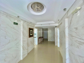 Apartamento com 2 Quartos à Venda, 100 m² em Bombas - Bombinhas