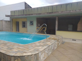 Casa com 4 Quartos à Venda, 360 m² em Canto Do Forte - Praia Grande