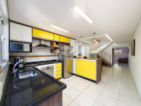 Casa com 3 Quartos à Venda, 125 m² em Jardim Itália - Várzea Paulista