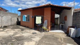 Casa com 3 Quartos à Venda, 300 m² em Uruguai - Teresina
