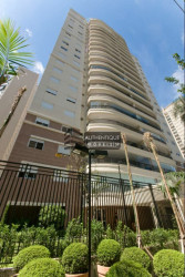 Apartamento com 3 Quartos à Venda, 136 m² em Campo Belo - São Paulo