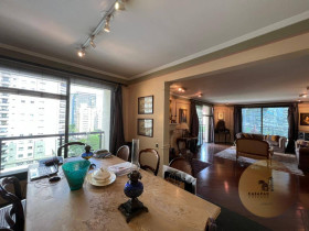 Apartamento com 4 Quartos para Alugar, 220 m² em Itaim Bibi - São Paulo