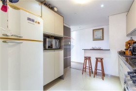 Apartamento com 3 Quartos à Venda, 81 m² em Vila Cachoeirinha - Cachoeirinha