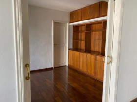 Apartamento com 3 Quartos à Venda, 258 m² em Alto De Pinheiros - São Paulo