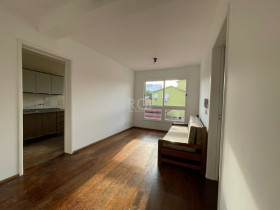 Apartamento com 2 Quartos à Venda,  em Medianeira - Porto Alegre