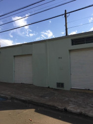 Sala Comercial à Venda ou Locação, 180 m² em Loteamento Santa Rosa - Piracicaba