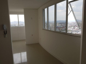 Imóvel com 2 Quartos à Venda, 72 m² em Centro - Itajaí