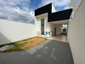 Casa com 2 Quartos à Venda, 93 m² em Parque Das Nações - Aparecida De Goiânia