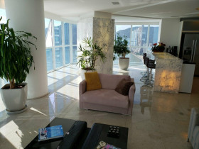 Apartamento com 4 Quartos à Venda, 336 m² em Centro - Balneário Camboriú