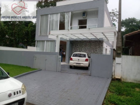 Casa com 3 Quartos à Venda,  em Mococa - Caraguatatuba