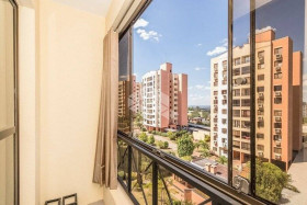 Apartamento com 2 Quartos à Venda, 57 m² em Petrópolis - Porto Alegre