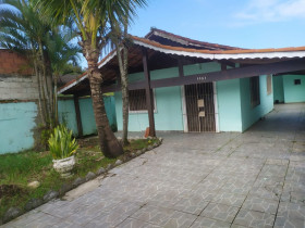 Casa com 2 Quartos à Venda, 82 m² em Vera Cruz - Mongaguá