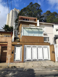 Casa com 3 Quartos à Venda, 290 m² em Vila Suzana - São Paulo