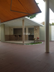 Imóvel com 4 Quartos para Alugar, 490 m² em Jardim Das Samambaias - Jundiaí