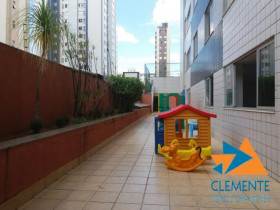 Apartamento com 4 Quartos à Venda, 140 m² em Lourdes - Belo Horizonte