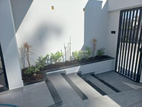 Casa com 2 Quartos à Venda, 17 m² em Village - Lorena