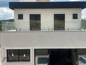 Casa de Condomínio com 3 Quartos à Venda, 286 m² em Sítio Do Rosário - Santana De Parnaíba