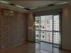 Apartamento com 3 Quartos para Alugar, 180 m² em Moema - São Paulo