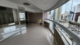 Apartamento com 3 Quartos à Venda, 123 m² em Centro - Balneário Camboriú