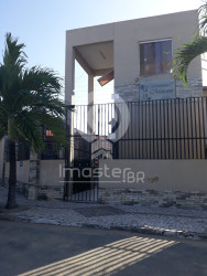 Casa com 2 Quartos à Venda, 100 m² em Cambeba - Fortaleza