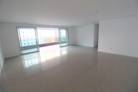 Apartamento com 4 Quartos à Venda, 229 m² em Meireles - Fortaleza