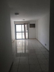 Apartamento com 2 Quartos para Alugar, 96 m² em Centro - Itaboraí