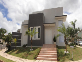 Casa com 3 Quartos à Venda, 49.500 m² em Parque Residencial Villa Dos Inglezes - Sorocaba