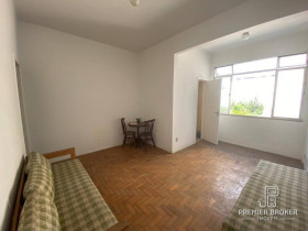Apartamento com 1 Quarto à Venda, 41 m² em Várzea - Teresópolis