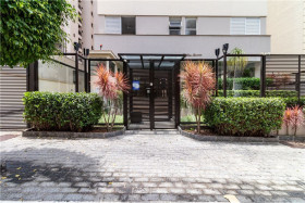 Apartamento com 2 Quartos à Venda, 117 m² em Moema - São Paulo