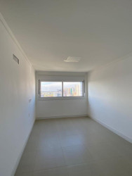 Imóvel com 3 Quartos para Alugar, 120 m² em Centro - Torres