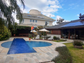 Casa com 3 Quartos à Venda, 307 m² em Jurerê Internacional - Florianópolis