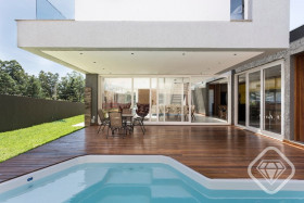 Casa de Condomínio com 3 Quartos à Venda, 360 m² em Alphaville - Porto Alegre