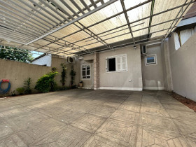 Casa com 3 Quartos à Venda, 82 m² em Mato Grande - Canoas