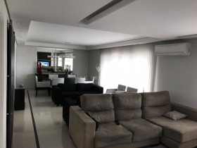 Apartamento com 3 Quartos à Venda, 160 m² em Barra Funda - São Paulo
