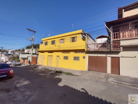 Casa com 9 Quartos à Venda, 360 m² em Vila Esportiva - Vespasiano