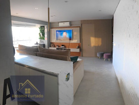 Apartamento com 2 Quartos à Venda, 69 m² em Vila Brasílio Machado - São Paulo