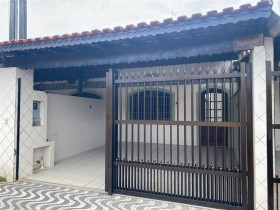 Casa com 2 Quartos à Venda, 150 m² em Caiçara - Praia Grande