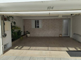 Casa com 3 Quartos à Venda, 111 m² em Vila Figueira - Suzano