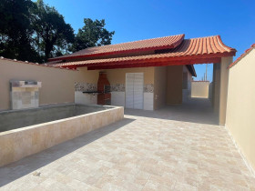 Casa com 2 Quartos à Venda, 153 m² em Santa Terezinha - Itanhaém