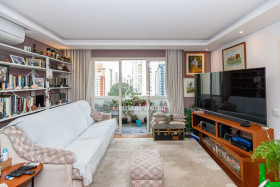 Apartamento com 3 Quartos à Venda, 117 m² em Moema Pássaros - São Paulo