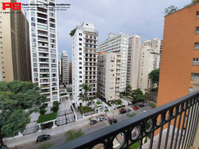 Apartamento com 4 Quartos à Venda, 320 m² em Santa Cecilia - São Paulo