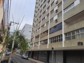 Apartamento com 3 Quartos à Venda, 131 m² em Centro - Piracicaba