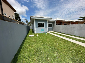 Casa com 3 Quartos à Venda, 74 m² em São João Do Rio Vermelho - Florianópolis