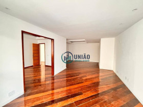 Apartamento com 3 Quartos à Venda, 130 m² em Icaraí - Niterói