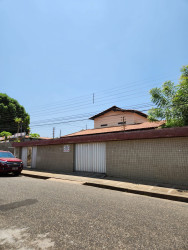 Casa com 4 Quartos à Venda, 354 m² em São João - Teresina