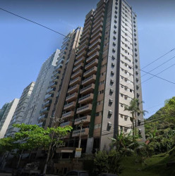 Apartamento com 4 Quartos à Venda,  em Pitangueiras - Guarujá