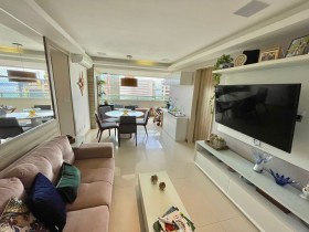 Apartamento com 2 Quartos à Venda, 71 m² em Armação - Salvador