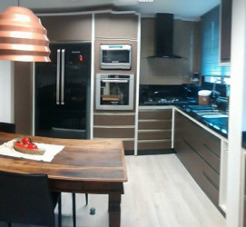 Apartamento com 3 Quartos à Venda, 140 m² em Centro - Florianópolis